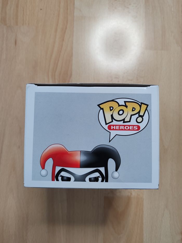 Figurine Pop Harley Quinn with mallet 45 - photo numéro 2