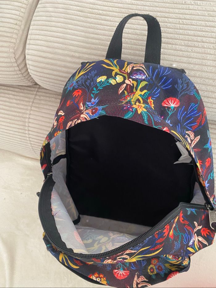 Cartable Eastpak - photo numéro 4
