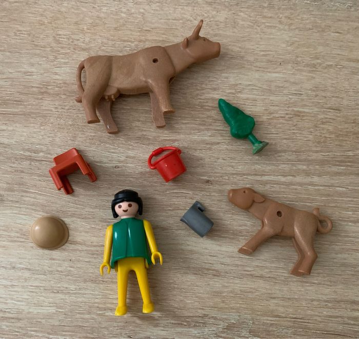 Vache et veau playmobil vintage - photo numéro 3