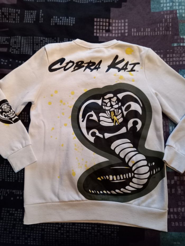 Sweat Cobra Kai - photo numéro 2