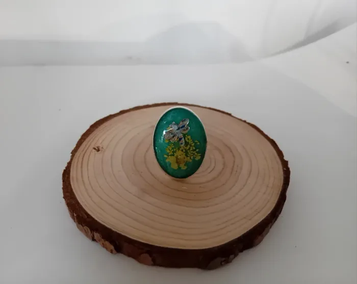 Bague fleurs séchées libellule résine - photo numéro 2
