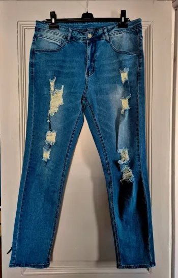 Jean slim L neuf