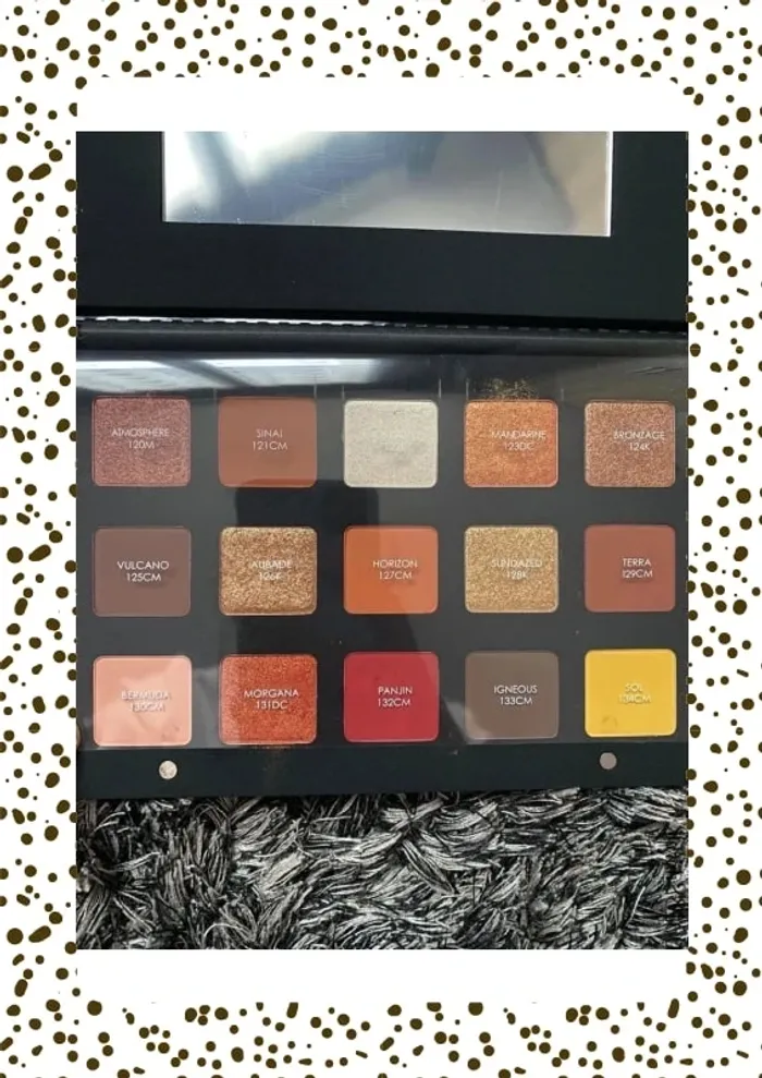 Palette d’ombres à paupières teintes orangées/marrons/dorées Natasha Denona - photo numéro 4
