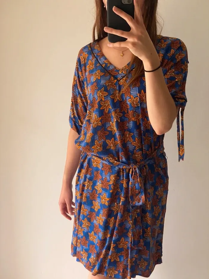 Robe bleu - photo numéro 4