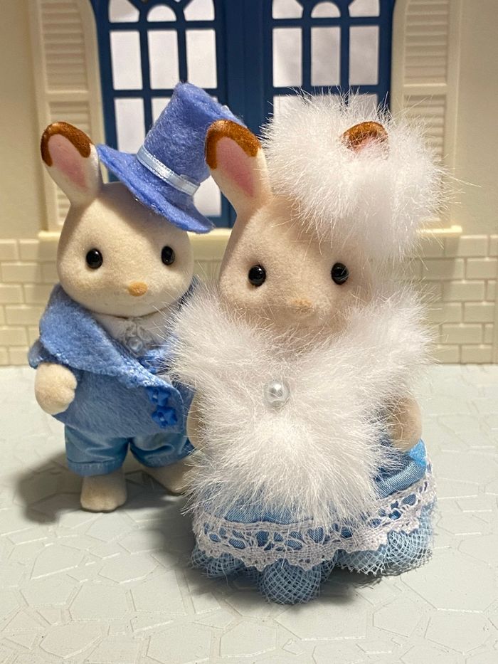 Lapin, chocolat, Sylvania, vêtements de Noël - photo numéro 7