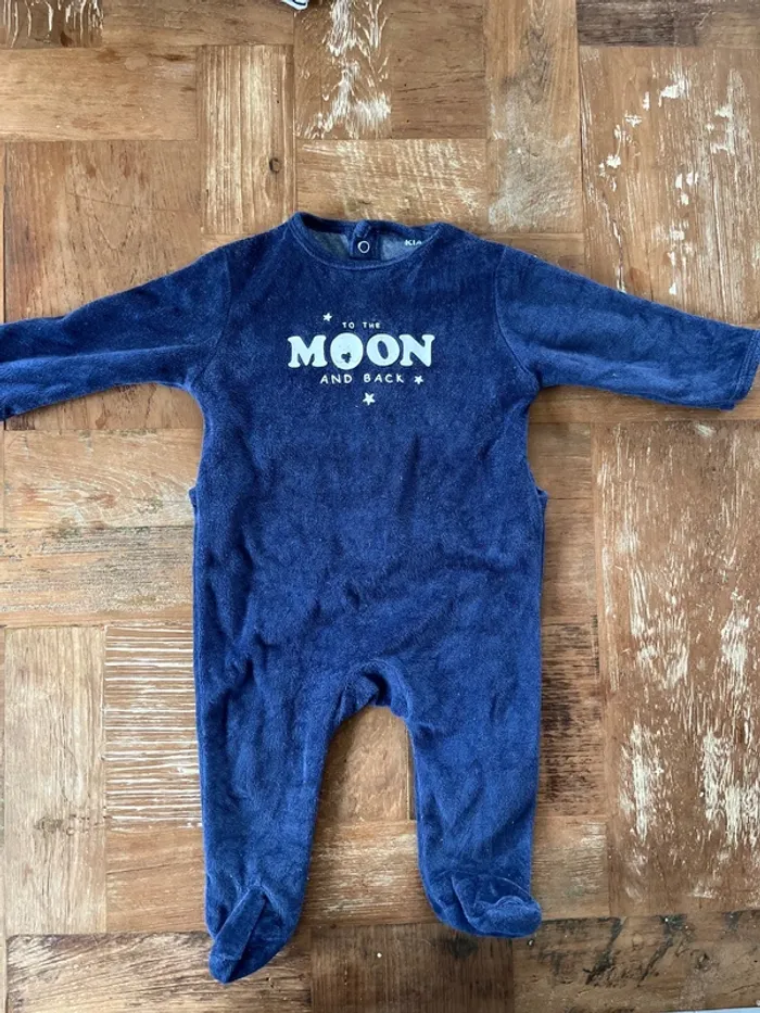Lot pyjama velours 6 mois - photo numéro 13