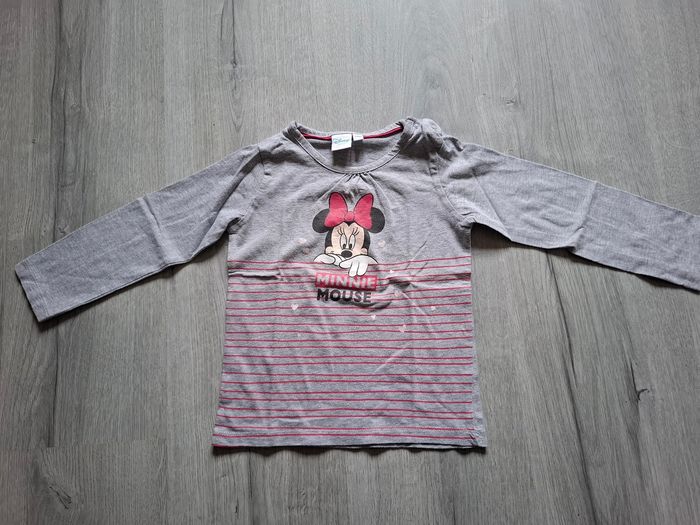 Lot hauts disney 24 mois - photo numéro 5