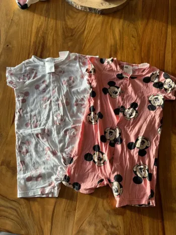 2 pyjamas H&M
