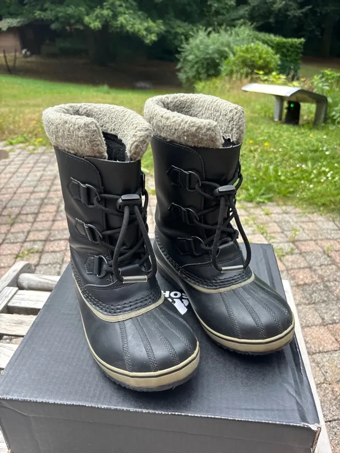 Bottes Sorel Enfant - Taille 36 - Parfaites pour l'Hiver et la Neige ! - photo numéro 9