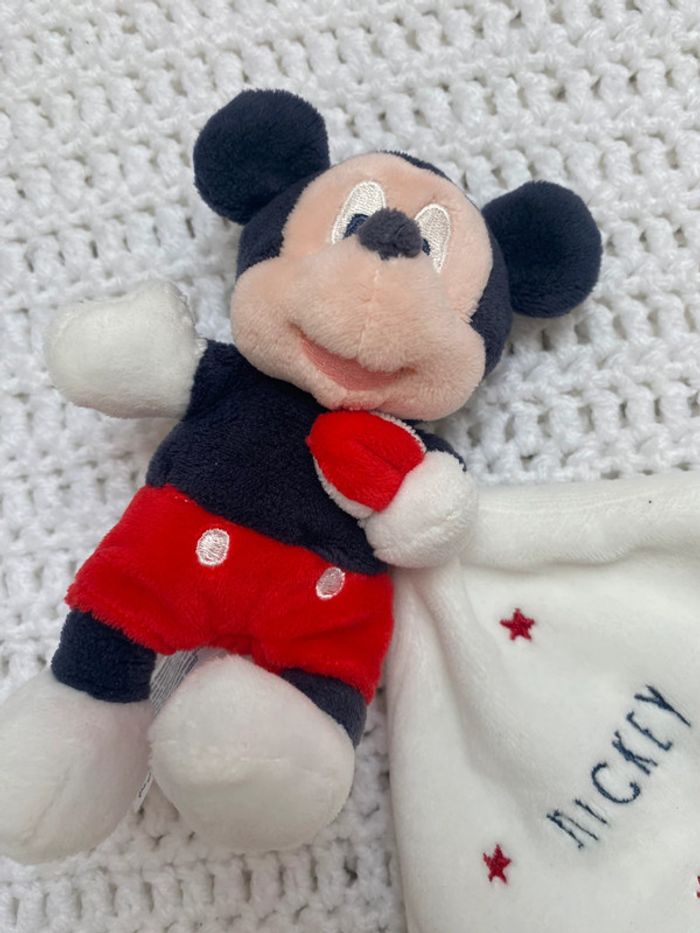 Doudou Mickey - photo numéro 2
