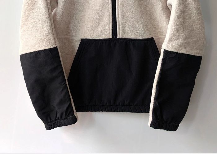 Veste Polaire à capuche Enfant 10 ans - photo numéro 2