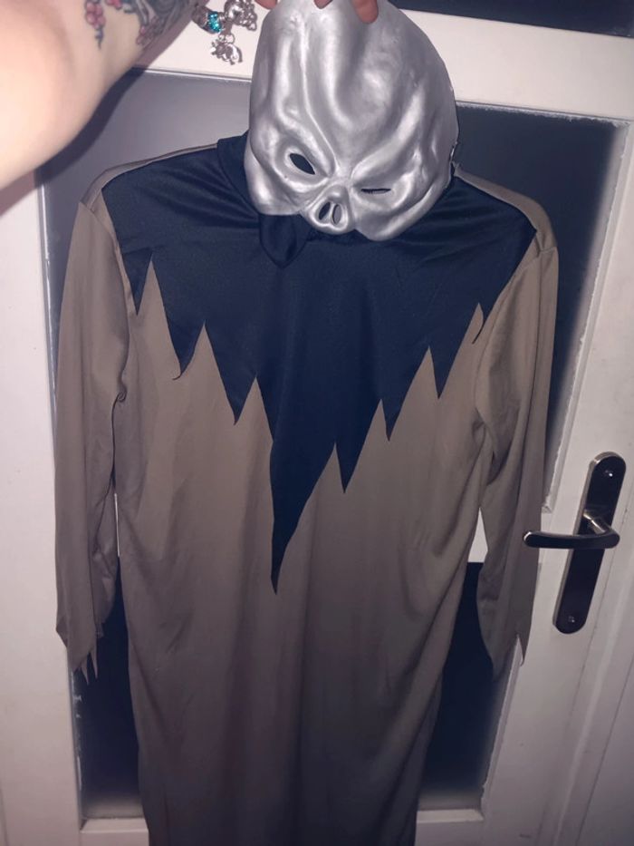 Costume de guerrier 10/12 ans - photo numéro 2