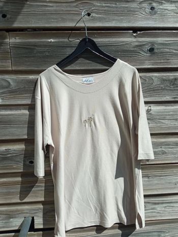 T-shirt manches courtes crème taille 36 38 Dibari