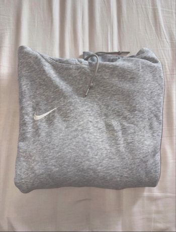Pull Nike gris