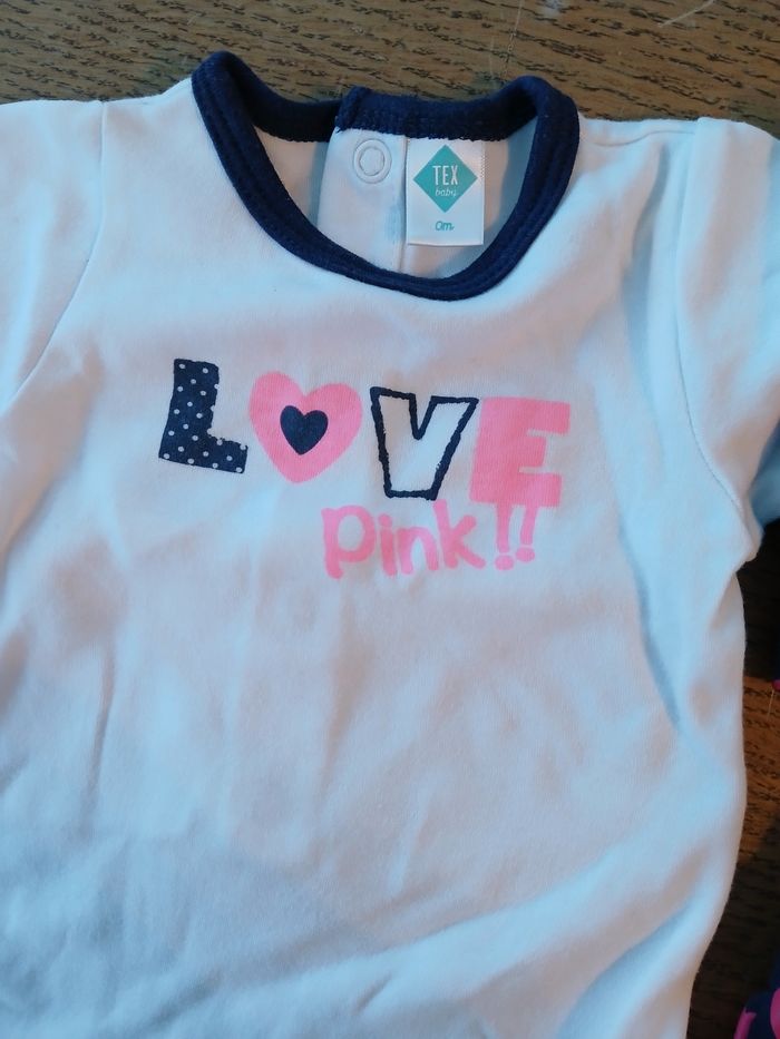 2 pyjamas - photo numéro 3