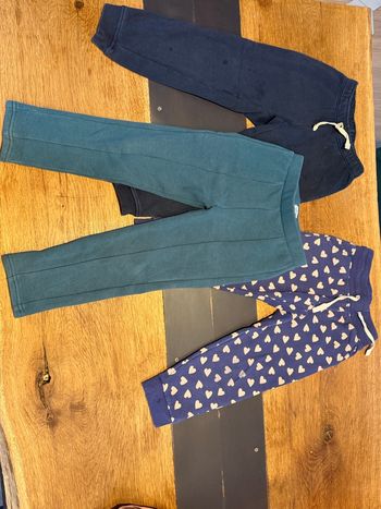 Lot pantalon 4 ans 