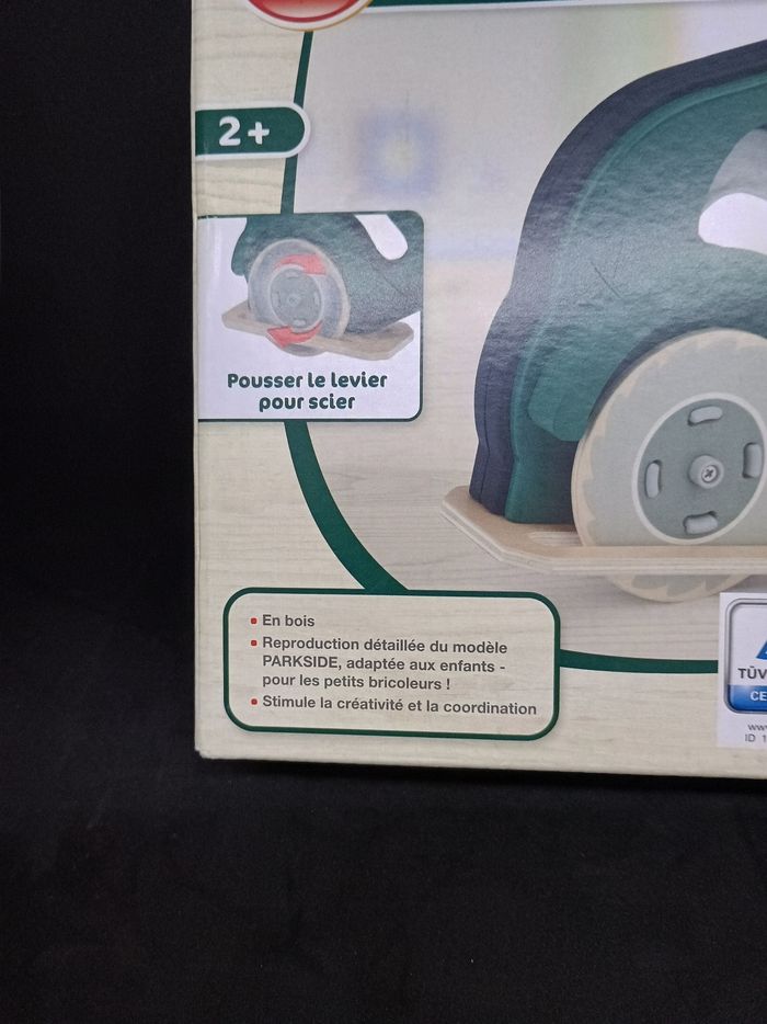 Magnifique scie circulaire en bois parkside playtive neuve prête à être offerte - photo numéro 2