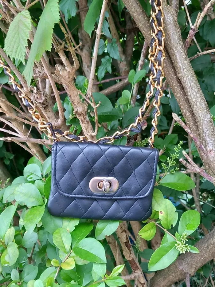 Pochette ceinture noire avec chainette - photo numéro 4