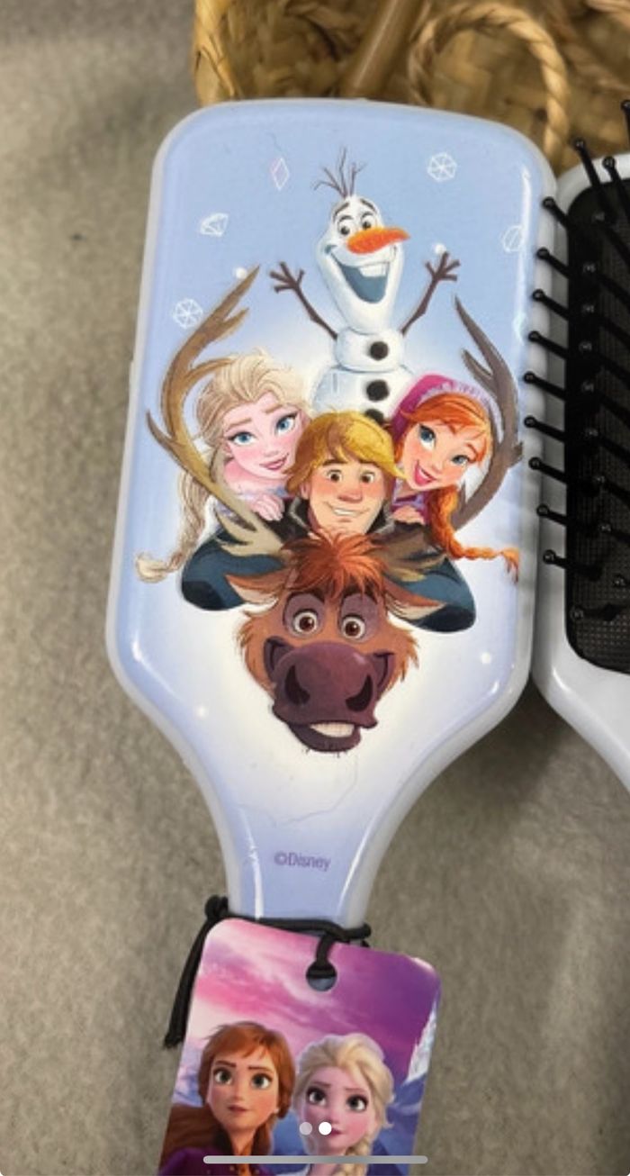 Brosse à cheveux - photo numéro 2