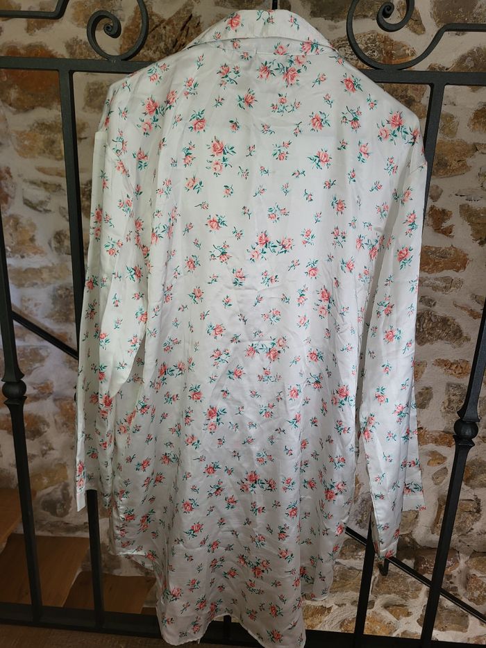Chemise de nuit satinée imprimé fleurs - photo numéro 4