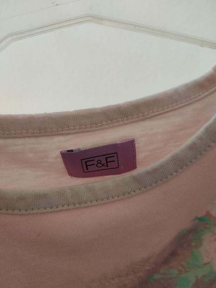 Tee-shirt rose 6/7 ans F&F - photo numéro 3