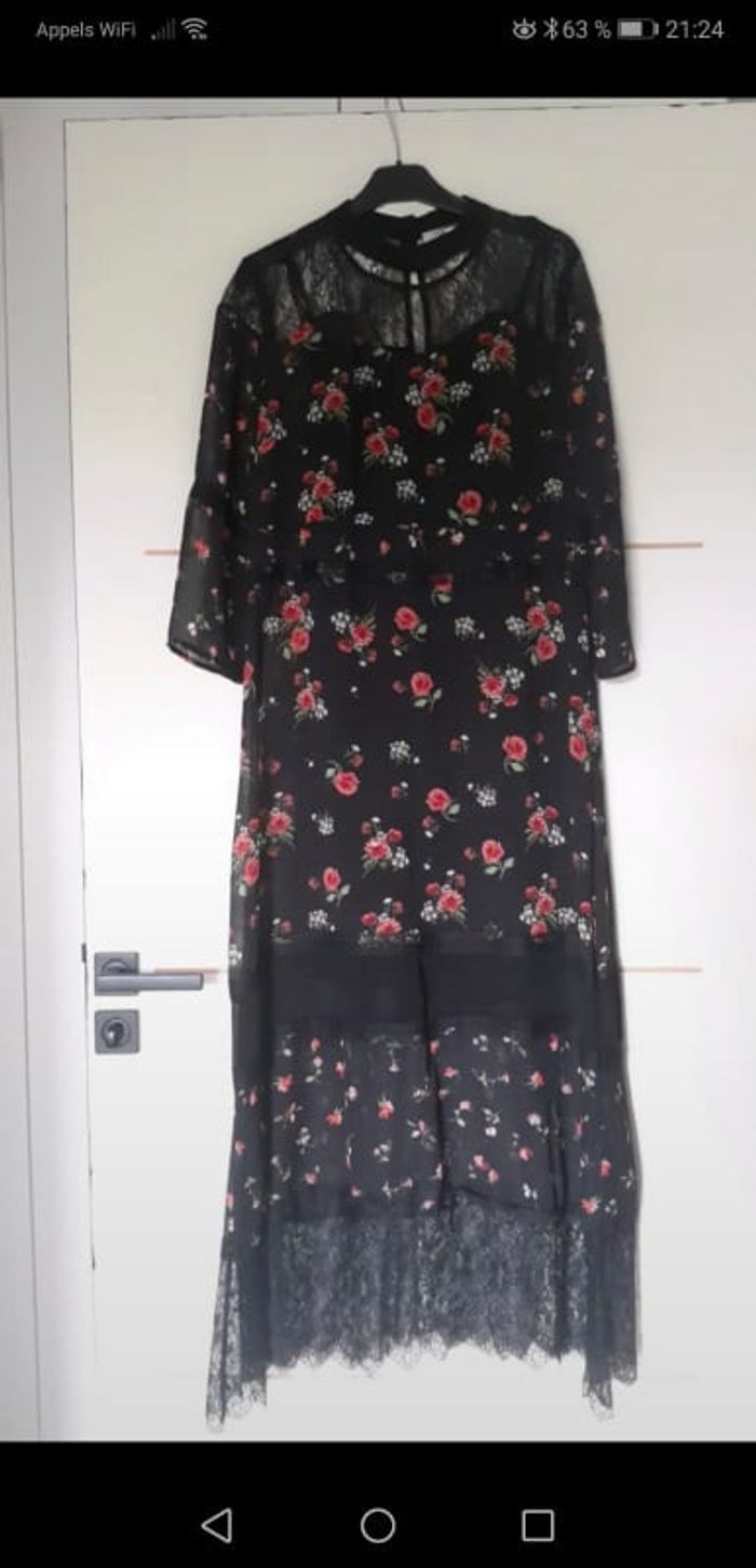 Robe longue fleurie dentelle à manche neuve - photo numéro 2
