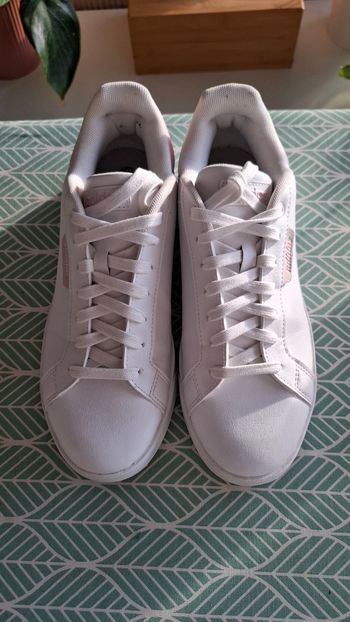 Adidas blanc et rose 
