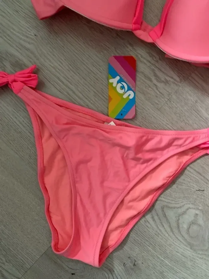 Maillot de bain, bikini, taille 38 40 M Joy Neuf - photo numéro 6