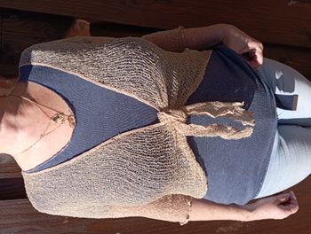 Gilet à crochet Boléro Cardigan style filet de pêche couleur Beige