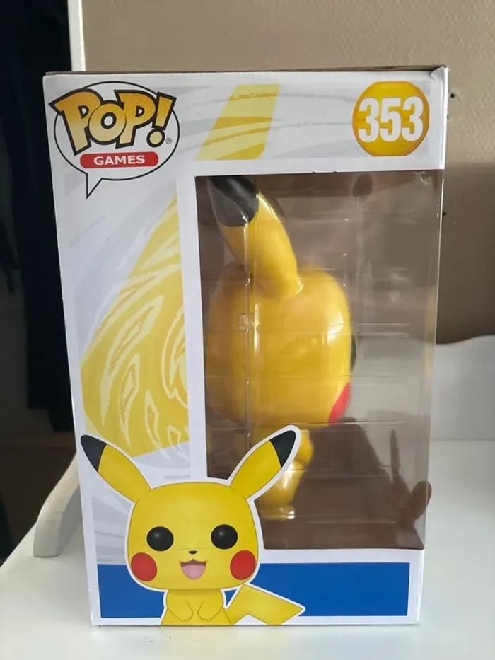 Pop géante Pokémon pikachu jaune 353 - photo numéro 4
