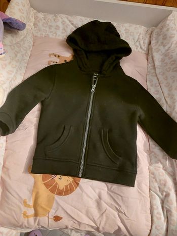 Gilet primark 2-3 ans