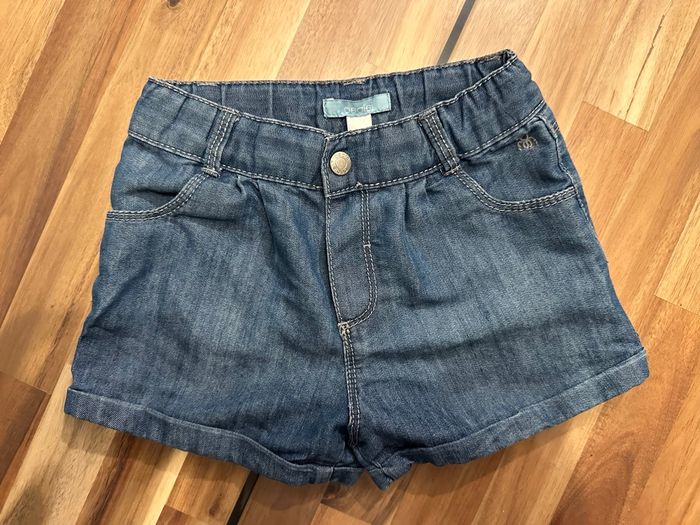Short Jean Obaïbi 23 Mois - photo numéro 3