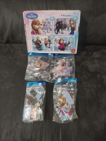 Puzzles Reine des Neiges x4