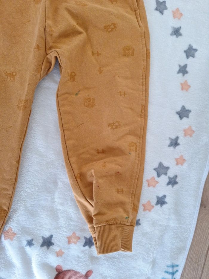 Pantalon jaune - photo numéro 6