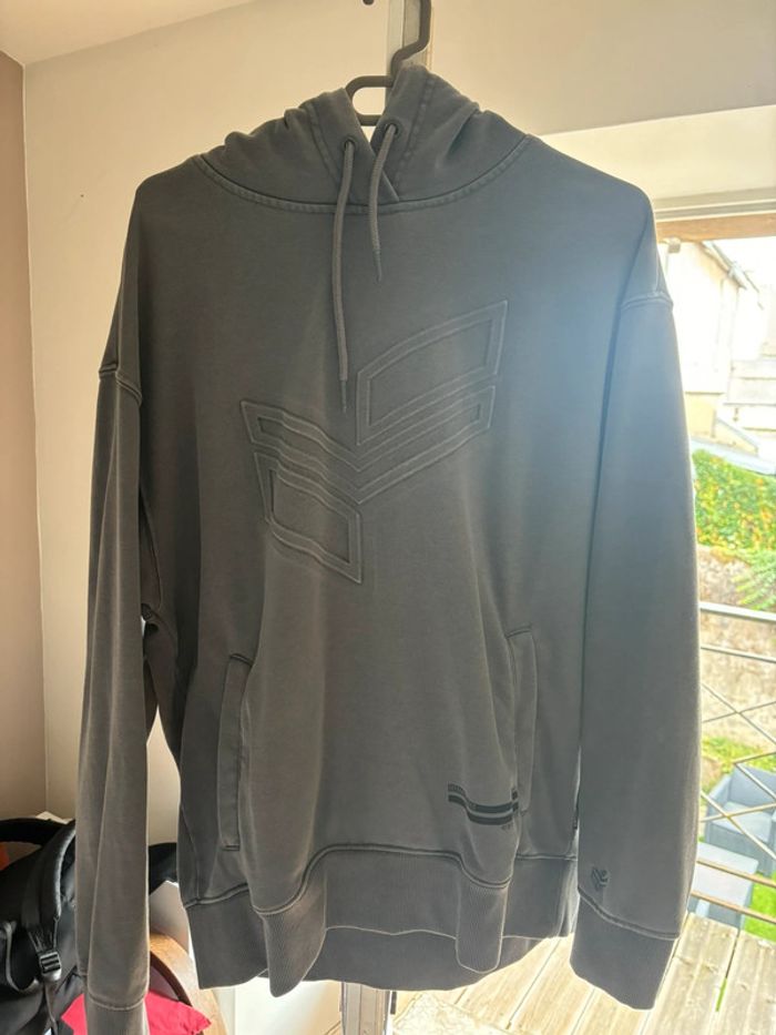 Sweat à capuche kaporal gris