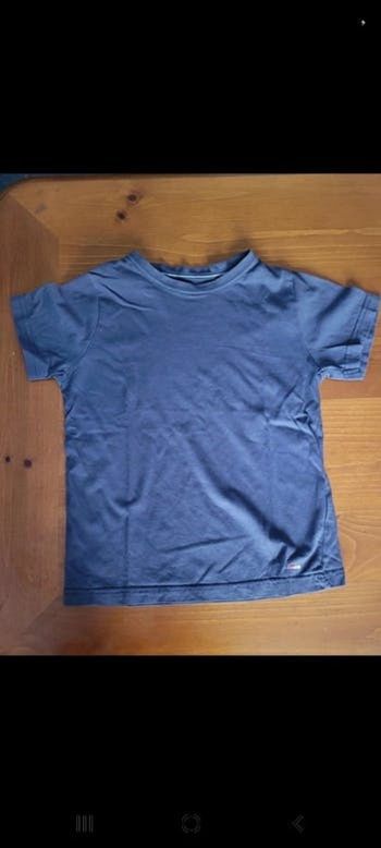 T shirt gris anthracite Taille 6ans