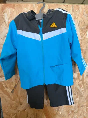 315943 ensemble de jogging garçon 18 mois adidas