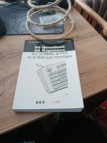 LIVRE 60 QUESTIONS ET 60 REPONSE DE ERIC TOUSSAINT