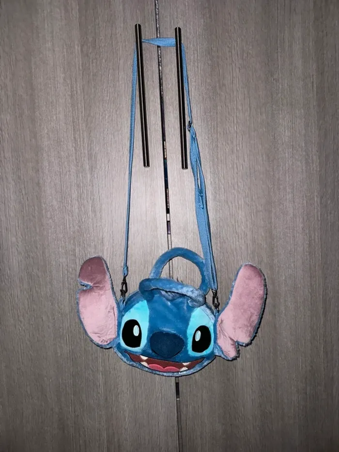 Sac stitch peluche en bandoulière