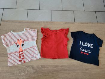 Lot de 3 (+2) tee-shirts fille en 3 mois