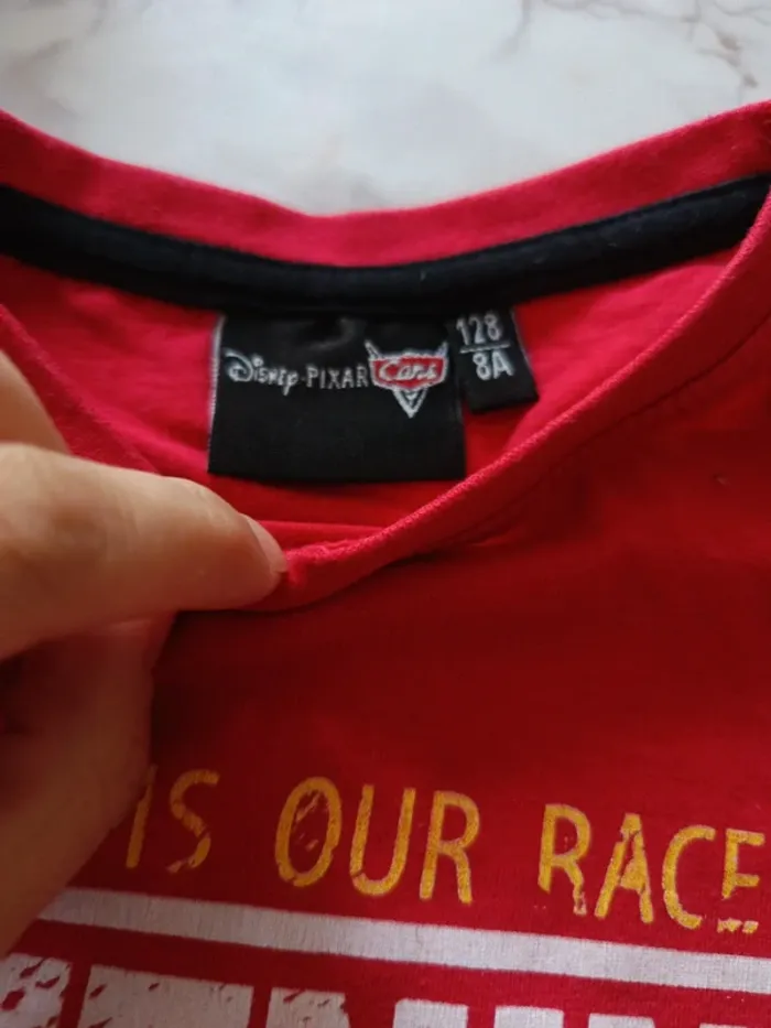 T-shirt Disney cars 8ans - photo numéro 3