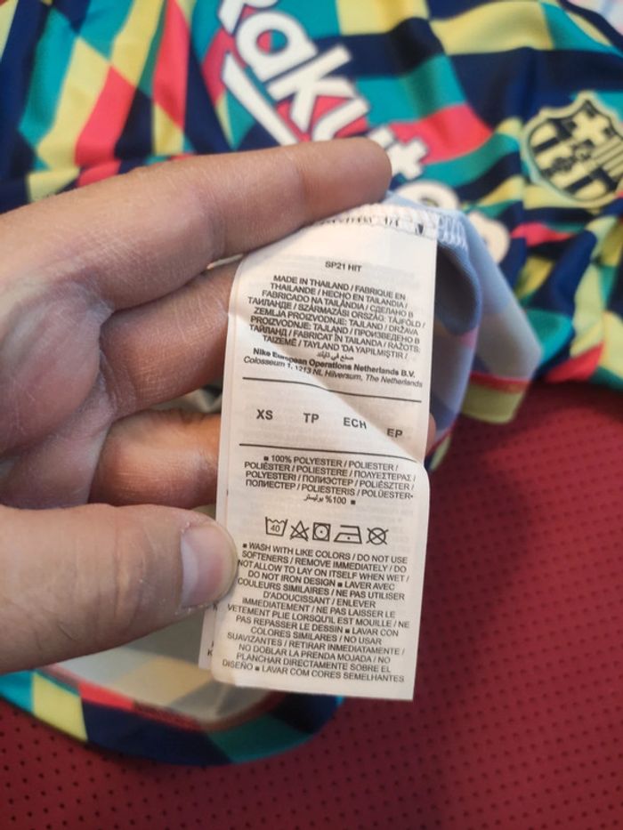 Maillot de foot FC Barcelone, Nike Authentique Officiel taille Femme XS, Neuf - photo numéro 10