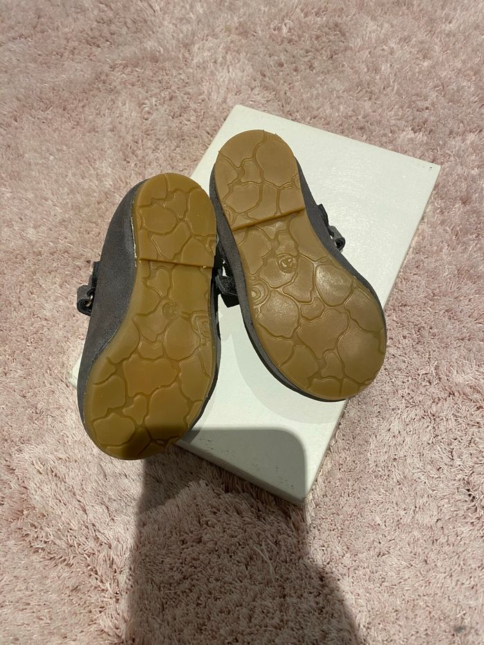 Chaussures bébé - photo numéro 2