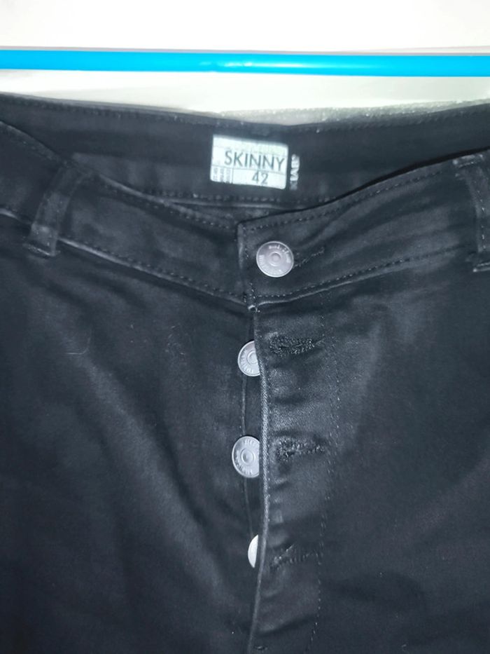 Skinny 42 F1 - photo numéro 3