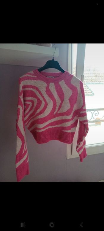 Pull S de la marque Jennyfer
