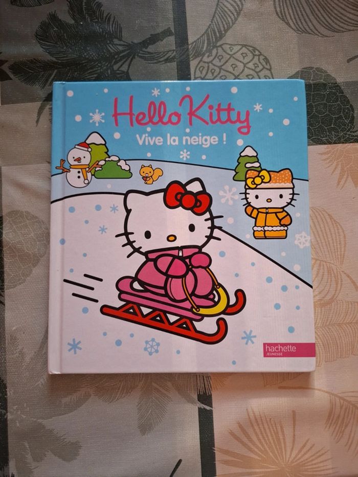 Hello kitty. Vive la neige !