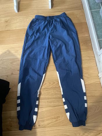 Jogging Adidas avec gros logo