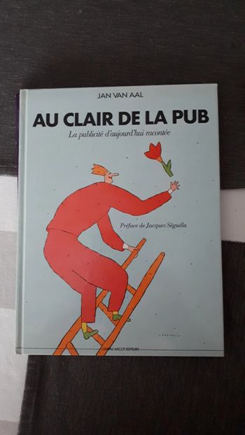 Livre Au clair de la pub