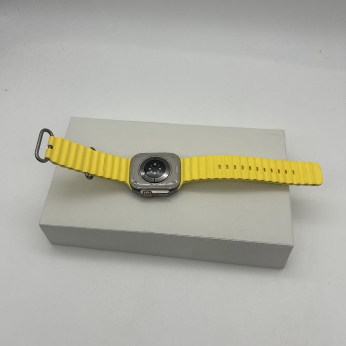Apple Watch Ultra 49 mm Titane - photo numéro 7