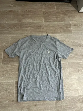 T-shirt à colle v Chevignon gris M